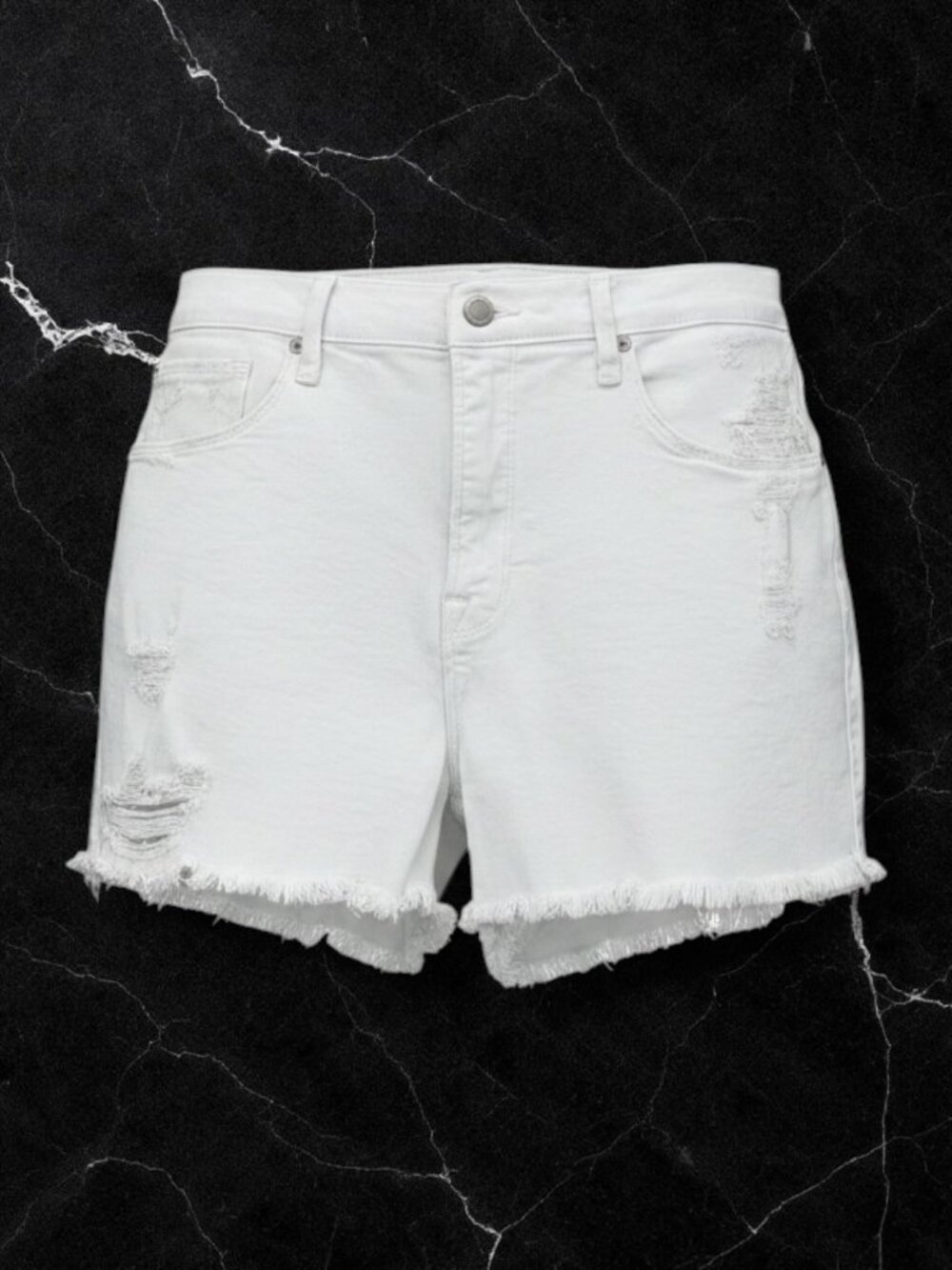 Good American Distressed Fringe Hem Denim‎ Shorts 14/32